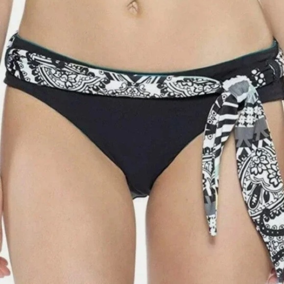 BECCA Bikini Bottom NWOT Fern Green Black White Reversible Belted - Picture 10 of 11